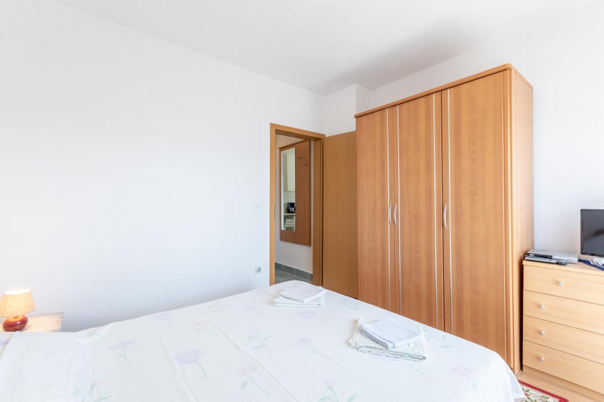 Apartments Mimi Трогир Стая снимка