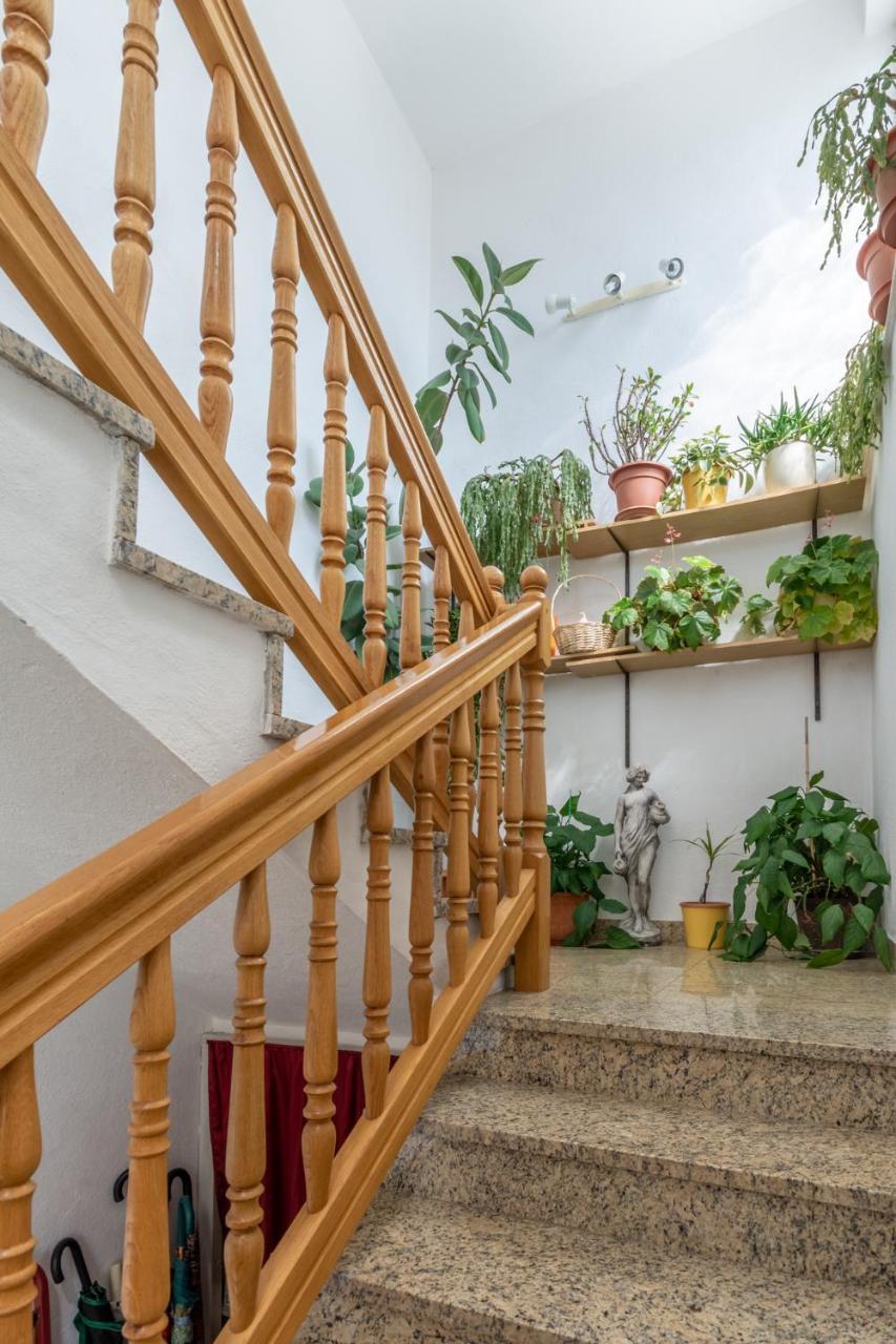 Apartments Mimi Трогир Екстериор снимка